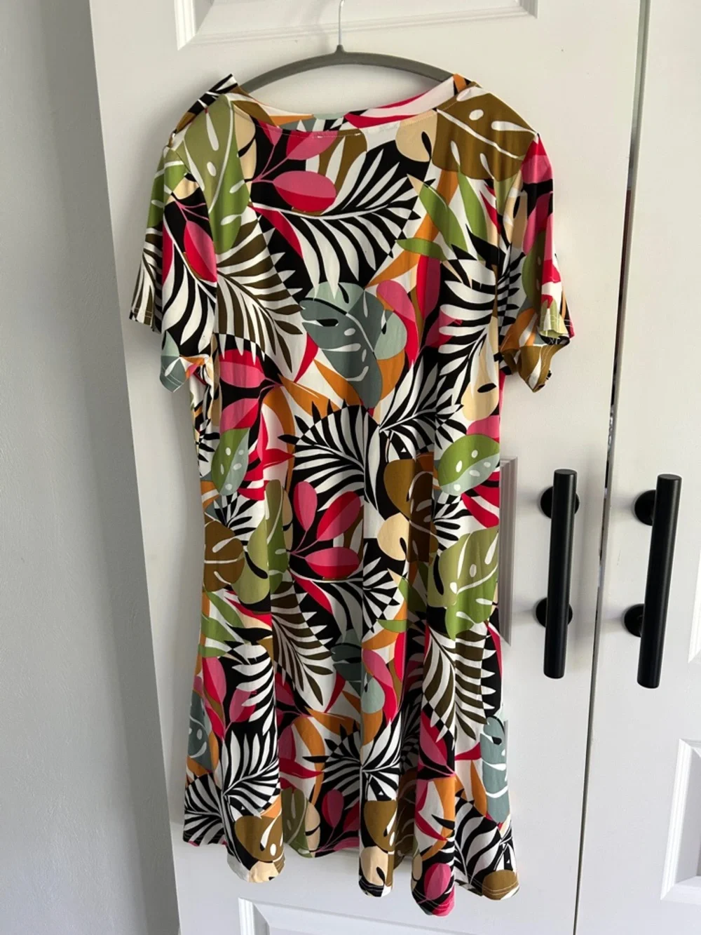 Leota Bold Tropical Leaf Shift‎ Dress - Pink, Green, Orange, Black 1X